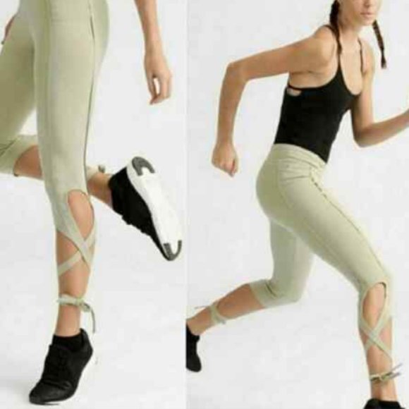 Free People Movement Turnout Sage Green Legging Size XS Extra Small - Picture 1 of 8